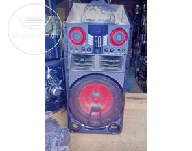 Rechargeable Bluetooth speaker