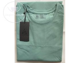 Round neck T-shirt