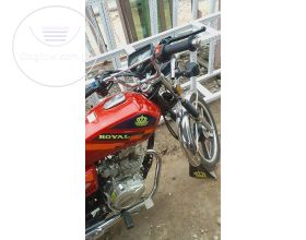 Royal 125 motorcycle