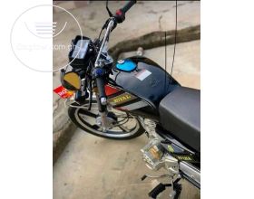 Royal Motorbike 125