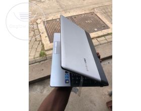 Samsung intel core i3 500gig 8gig ram