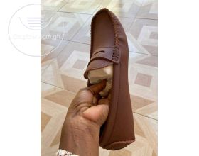 Strong leather sebaco