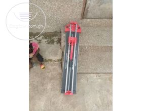 Tile cutter