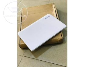 Toshiba Satellite L50D-B AMD A8 Laptop