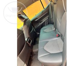 Toyota Camry SE 2018 Model