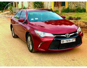 Toyota Camry SE