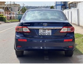 Toyota Corolla LE 013