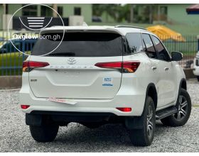 Toyota fortuner 