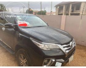 TOYOTA FORTUNER