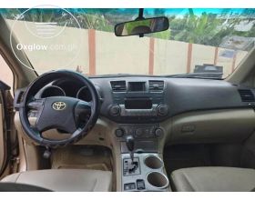 TOYOTA HIGHLANDER V6