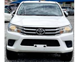 Toyota Hilux GL Basic Option