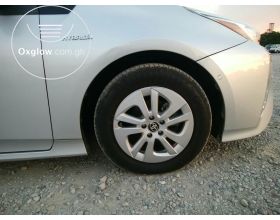 Toyota Prius Hybrid