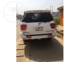 Toyota Sequoia