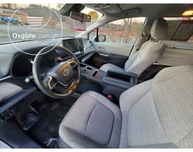 Toyota Sienna XLE