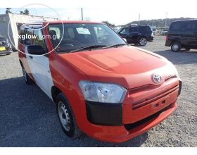 Toyota Succeed Van