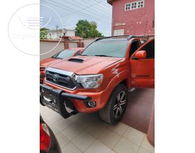Toyota Tacoma 