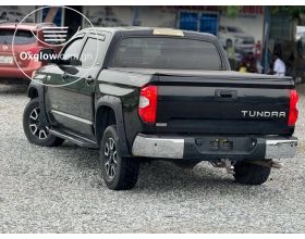 Toyota tundra 