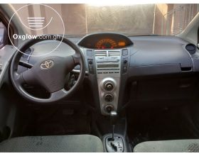 TOYOTA VITZ..