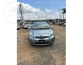 Toyota Vitz FWD 2010 Model DV