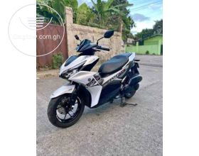 Yamaha max 