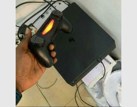 Ps4 slim 500gig