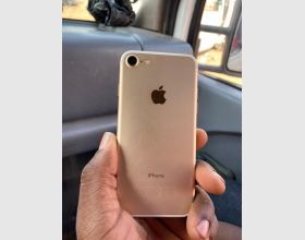 Apple iPhone 7