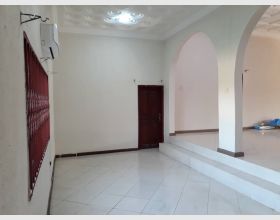 6 bedroom house for sale