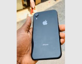 APPLE IPHONE XR 64GB AT&T BLACK