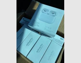  AirPods Pro Available