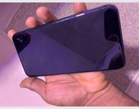 iPhone 8 Plus factory unlocked