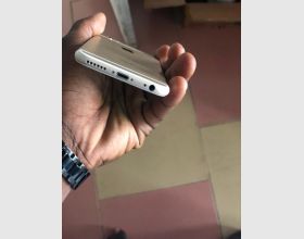 Apple iPhone 6s 