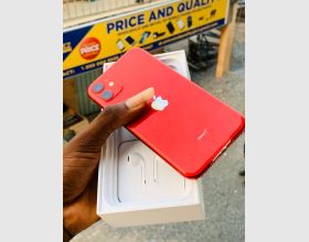 Apple iPhone 11 Product Red