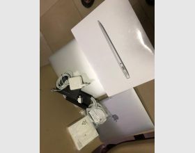  MacBook Air 2017 for sale