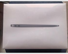 New Apple MacBook Air