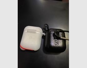  Apple AirPod 1 & 2 for sale