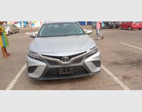   Toyota Camry 2019 Unregistered