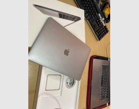  MacBook Pro 2018