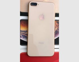 iPhone 8+