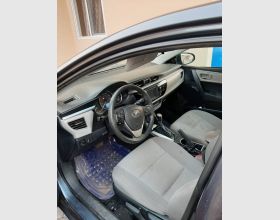  Toyota Corolla LE 2015 edition