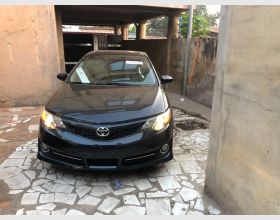  Toyota Camry 2012 Unregistered