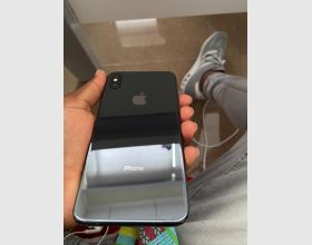  iPhone XS Max