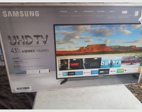  Samsung 4k UHD 43 inch