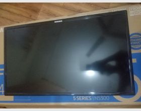 SAMSUNG LED 32' TV