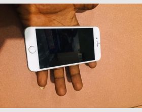 Apple iPhone 6s 