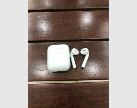 Apple iPods 2 for sale