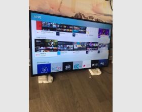 Samsung 49 inches TV