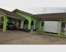 4 Bedrooms House at Teshie