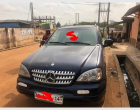 Mercedes Benz 2009 model
