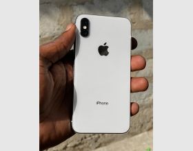 IPHONE X 64 