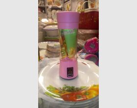 Portable rechargeable blender